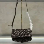 11 Bottega Veneta Rumple Messenger Crossbody Bag Women Luxury Casual