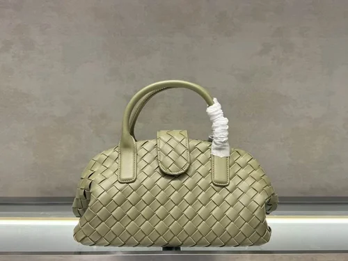 11 Bottega Veneta Cloud Padded Shoulder Bag Women Luxury Designer