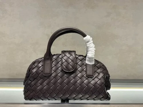 11 Bottega Veneta Cloud Padded Shoulder Bag Women Luxury Designer