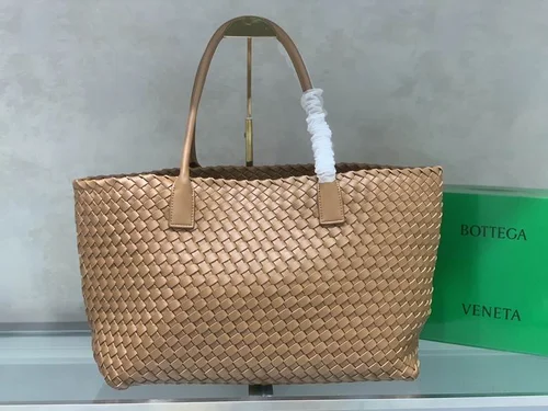 11 Bottega Veneta Women's Other Designer Bags Luxury Collection