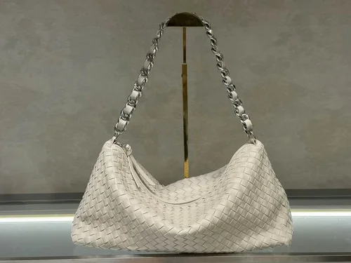 11 Bottega Veneta Women's Other Designer Bags Luxury Collection