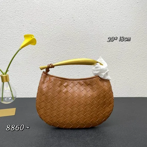 11 Bottega Veneta Women's Other Designer Bags Luxury Collection