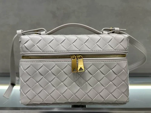 11 Bottega Veneta Women's Other Designer Bags Luxury Collection