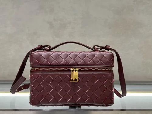 11 Bottega Veneta Women's Other Designer Bags Luxury Collection