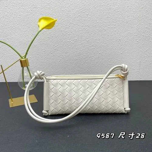 11 Bottega Veneta Women's Other Designer Bags Luxury Collection