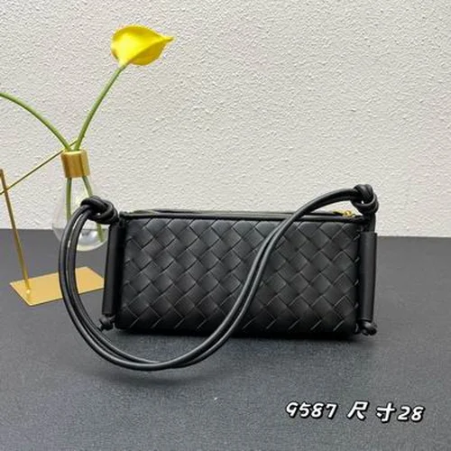 11 Bottega Veneta Women's Other Designer Bags Luxury Collection