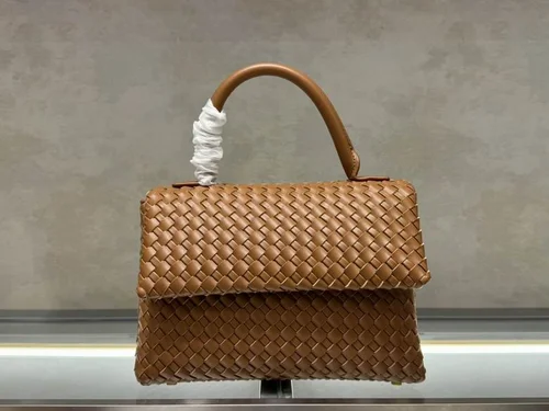 11 Bottega Veneta Women's Other Designer Bags Luxury Collection
