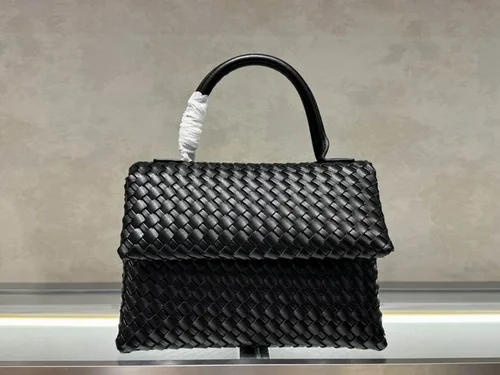 11 Bottega Veneta Women's Other Designer Bags Luxury Collection