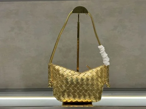 11 Bottega Veneta Women's Other Designer Bags Luxury Collection