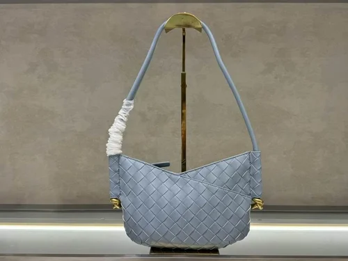 11 Bottega Veneta Women's Other Designer Bags Luxury Collection