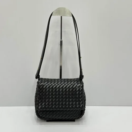 11 Bottega Veneta Women's Other Designer Bags Luxury Collection