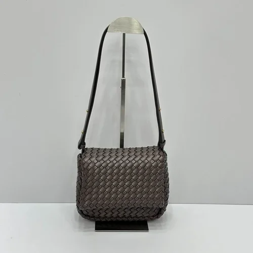 11 Bottega Veneta Women's Other Designer Bags Luxury Collection