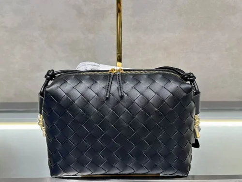 11 Bottega Veneta Women's Other Designer Bags Luxury Collection