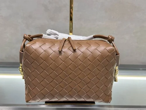 11 Bottega Veneta Women's Other Designer Bags Luxury Collection