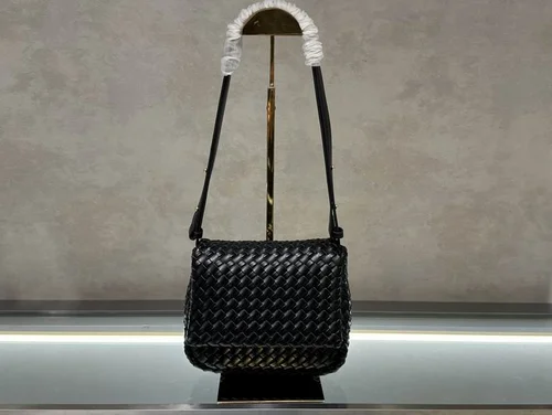 11 Bottega Veneta Women's Other Designer Bags Luxury Collection
