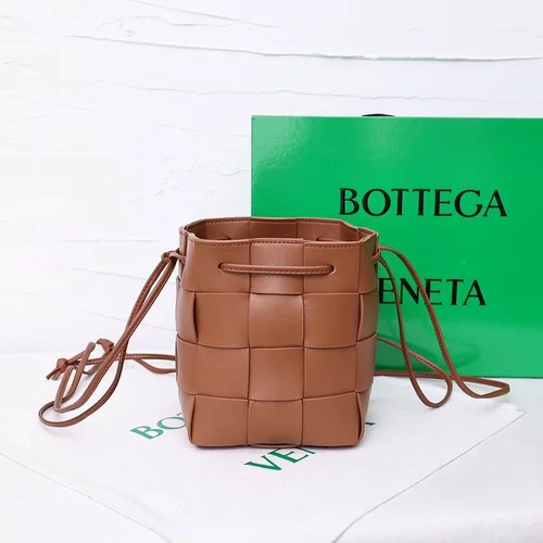 11 Bottega Veneta Shopping Basket Woven Tote Women Luxury Designer