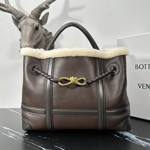 Bottega Veneta Andiamo Original Authentic Intrecciato Tote Bag