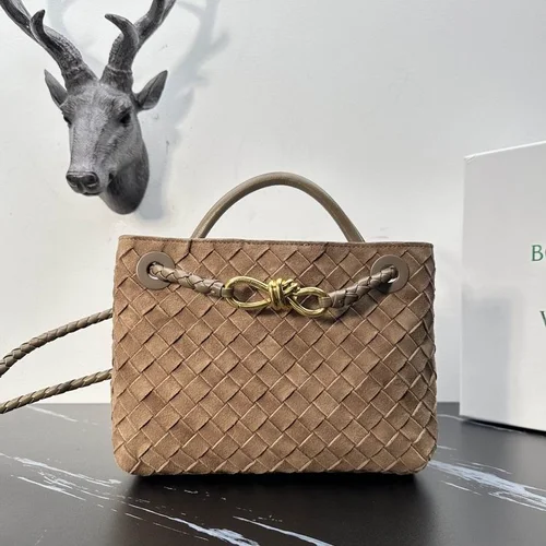 Bottega Veneta Andiamo Original Authentic Intrecciato Tote Bag