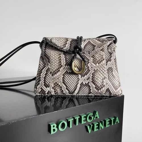Bottega Veneta Liberta Large Tote Original Authentic Luxury