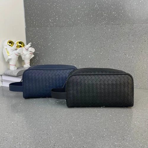 11 Bottega Veneta Women's Handbag Luxury Intrecciato Leather Designer