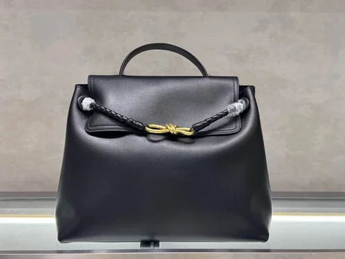 11 Bottega Veneta Women's Other Designer Bags Luxury Collection