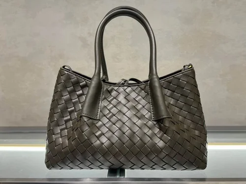 11 Bottega Veneta Women's Other Designer Bags Luxury Collection