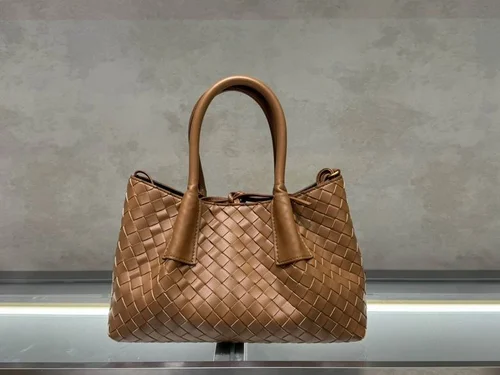 11 Bottega Veneta Women's Other Designer Bags Luxury Collection