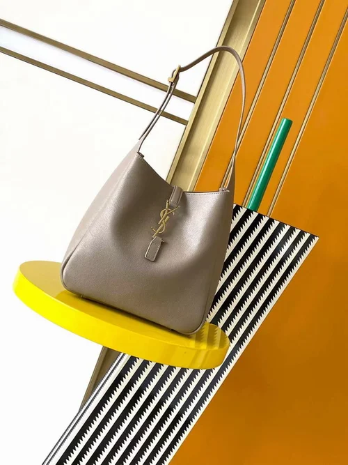 11 YSL Le 57 Quilted Shoulder Bag Women Luxury Leather