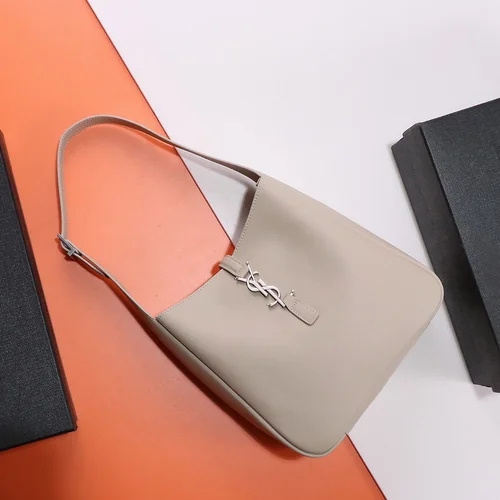 11 YSL Le 57 Quilted Shoulder Bag Women Luxury Leather