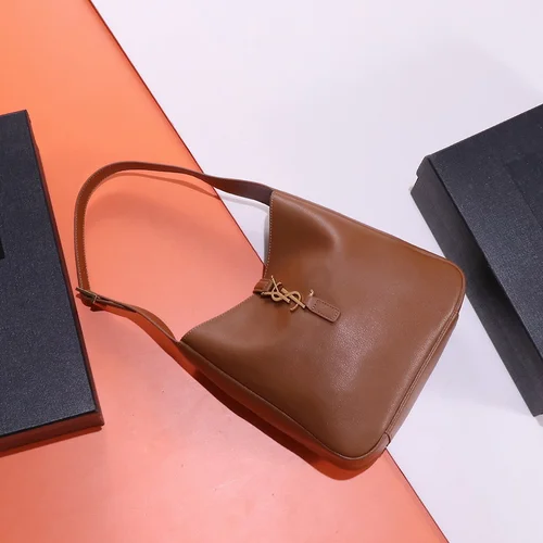 11 YSL Le 57 Quilted Shoulder Bag Women Luxury Leather