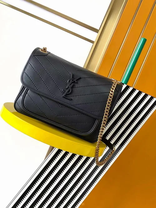 11 YSL Niki Medium Chain Bag Women Luxury Crinkled Leather