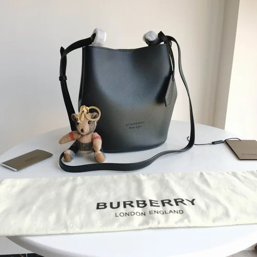 11 Burberry Shoulder Bag Small Check Women Luxury Designer
