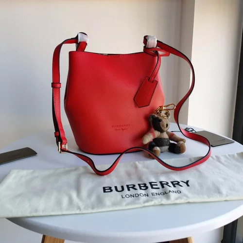 11 Burberry Shoulder Bag Small Check Women Luxury Designer