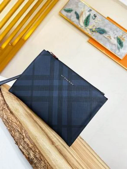 11 Burberry Women's Handbag Large Check Tote Luxury Designer