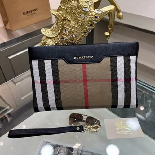 11 Burberry Women's Handbag Large Check Tote Luxury Designer