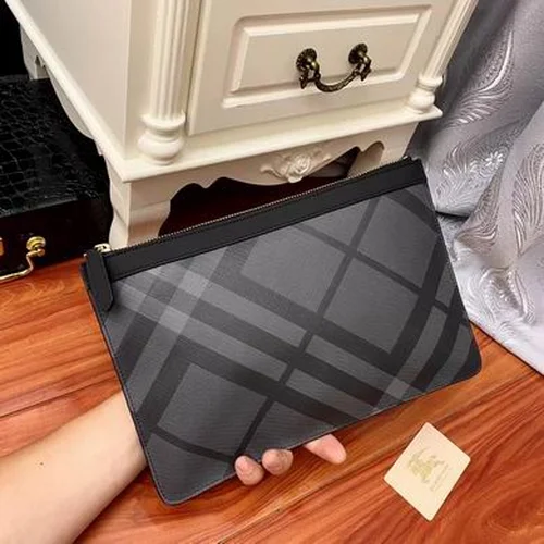 11 Burberry Women's Handbag Large Check Tote Luxury Designer