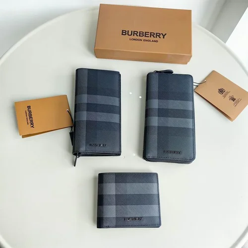 Burberry Original Handbag and Wallet Set Authentic Luxury Check