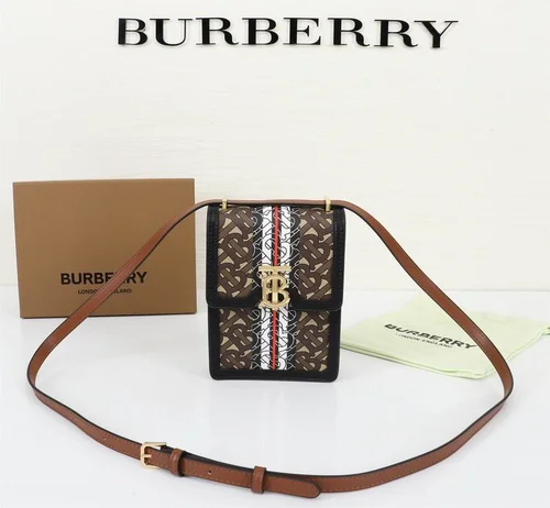 11 Burberry Cell Phone Bag Mini Crossbody Women Luxury Check