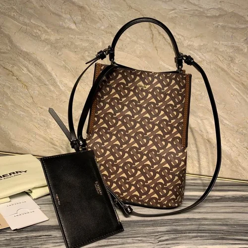 11 Burberry Bucket Bag Small Drawstring Women Luxury Check