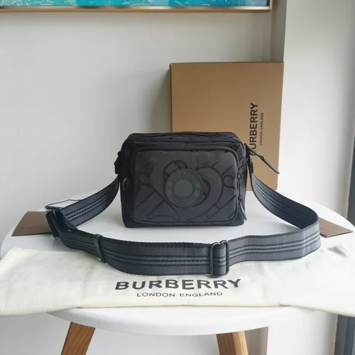 Burberry Original Camera Bag Small Crossbody Authentic Luxury