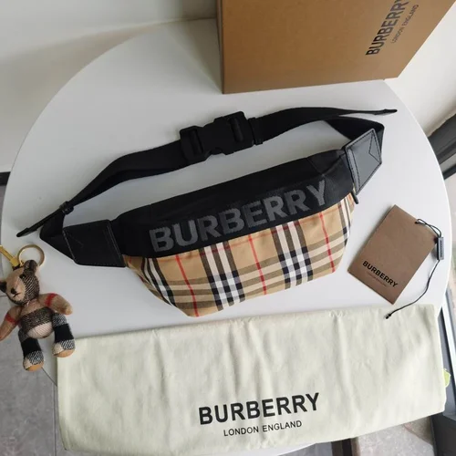 Burberry Pocket Detail Shoulder Bag Original Authentic Luxury