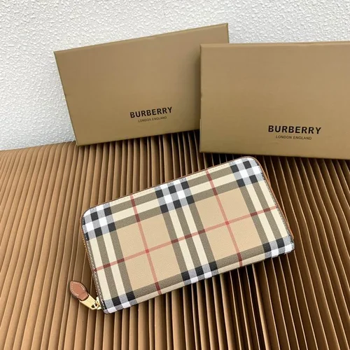 11 Burberry Women's Wallet Check Pattern Luxury Leather Designer