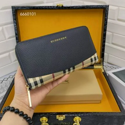 11 Burberry Women's Wallet Check Pattern Luxury Leather Designer