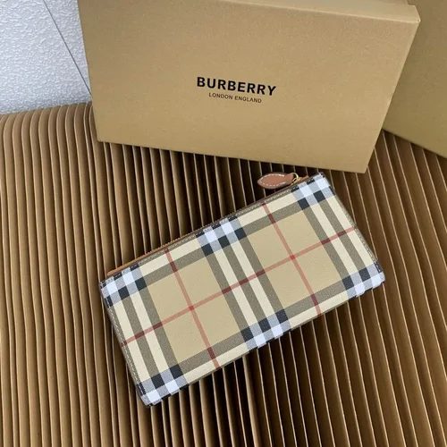 11 Burberry Women's Wallet Check Pattern Luxury Leather Designer