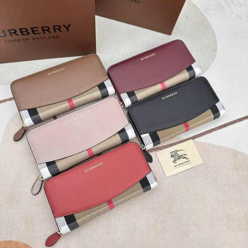 11 Burberry Women's Wallet Check Pattern Luxury Leather Designer