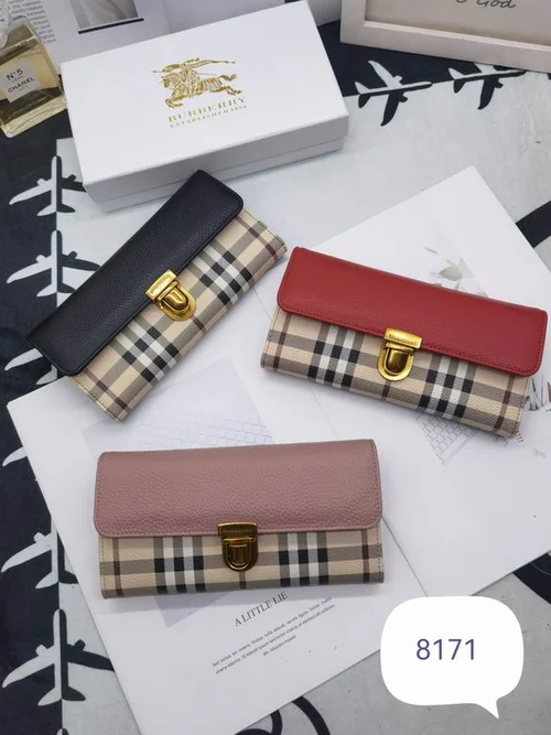 11 Burberry Women's Wallet Check Pattern Luxury Leather Designer