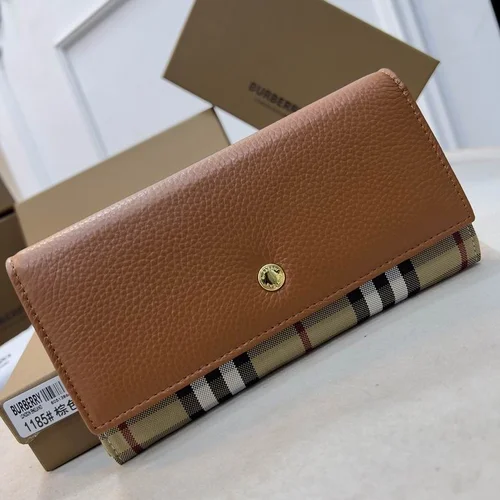 11 Burberry Women's Wallet Check Pattern Luxury Leather Designer