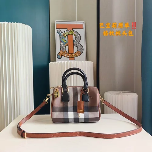 11 Burberry Bowling Check Shoulder Bag Women Luxury Designer