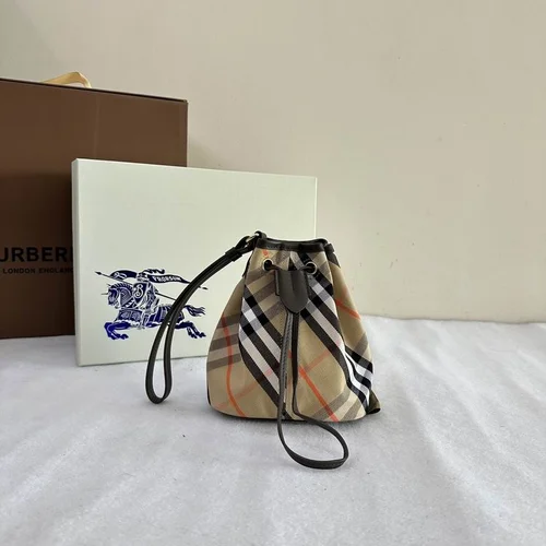11 Burberry Bucket Bag Small Drawstring Women Luxury Check