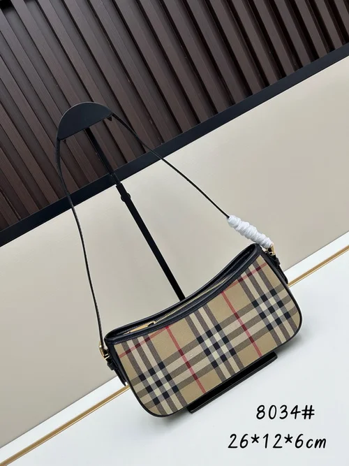 11 Burberry Underarm Pouch Small Bag Women Luxury Check Pattern